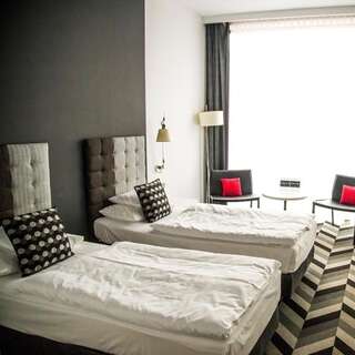 Отель Poziom 511 Design Hotel & Spa Огродзенец Двухместный номер Делюкс с 1 кроватью или 2 отдельными кроватями-1
