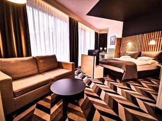 Отель Poziom 511 Design Hotel & Spa Огродзенец Большой двухместный номер с 1 кроватью или 2 отдельными кроватями-5